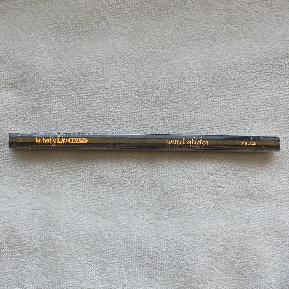 😍WHATS UP BEAUTY Wind Glider Gel Eyeliner Pencil